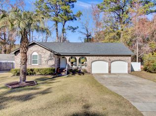 105 Pelican Ln, Ladson, SC 29456