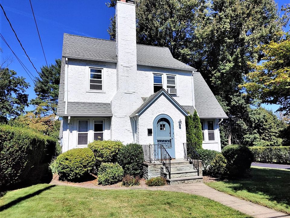 1st image of 38 Archer Ave