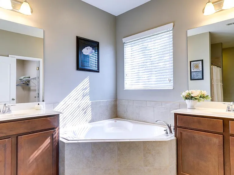 11512 Tangle Branch Ln — Photo 13