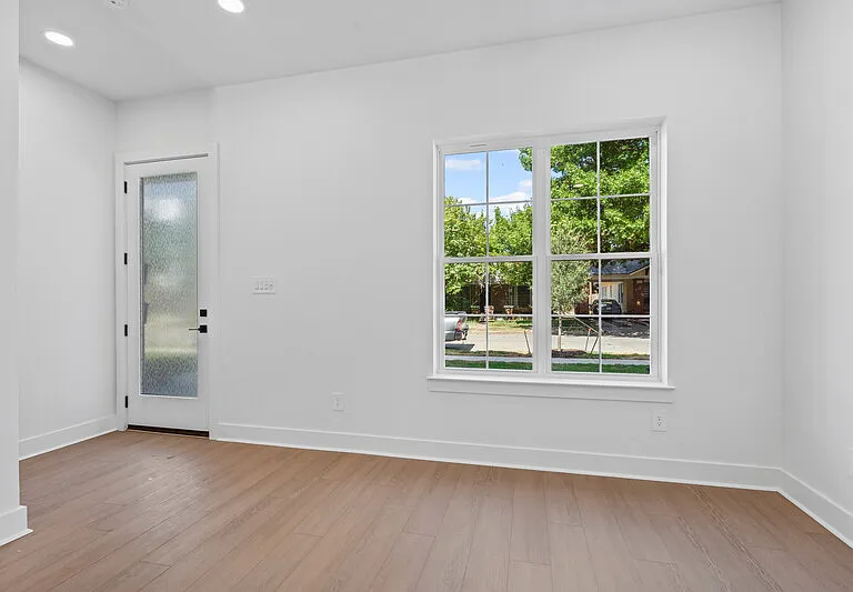 3127 Cockrell Ave — Photo 6