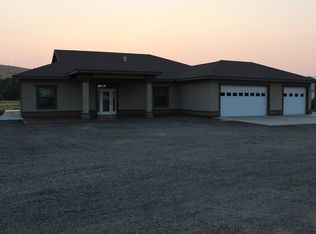 71460 Gateway Ln, Pendleton, OR 97801