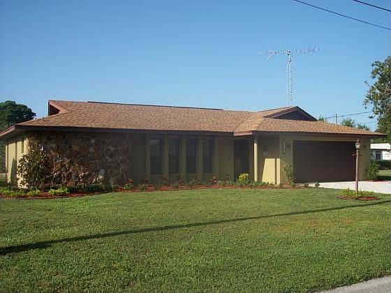 1st image of 1319 Shamrock Dr