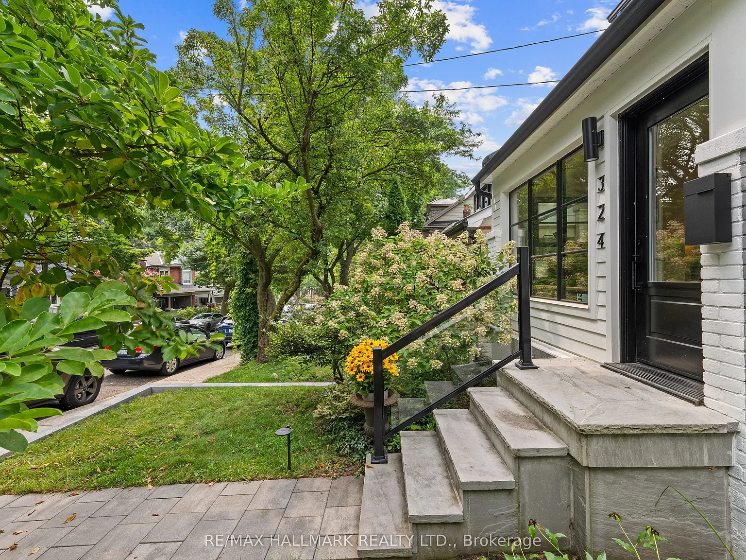 3 bed, $3,795 — Photo 2