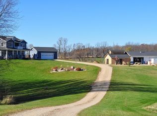 1820 S Shaytown Rd, Vermontville, MI 49096