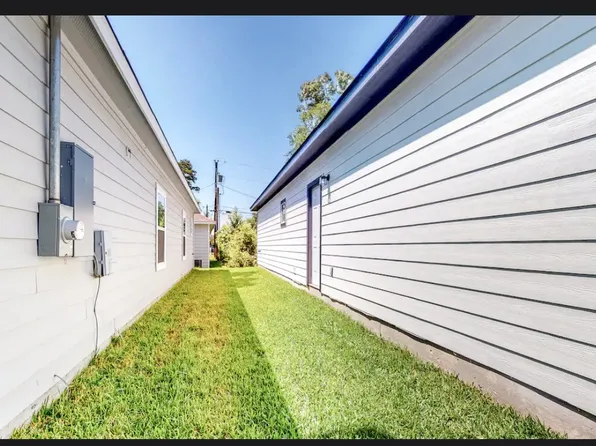 16617 E Lynbrook, Montgomery, TX 77316