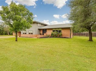 1201 Winding Rd, College Station, TX 77840