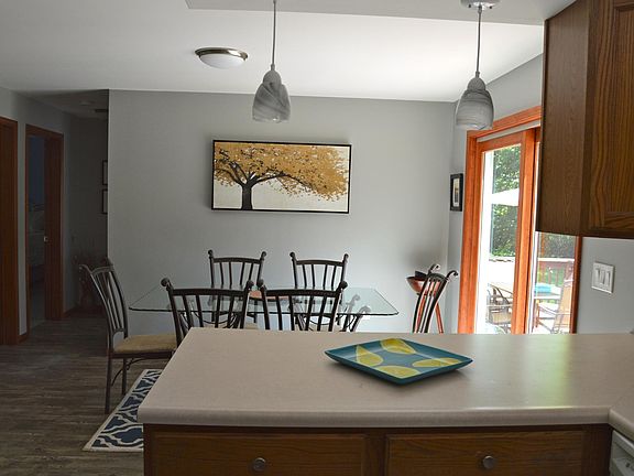 3rd image of 8006 Aarwood Trl NW