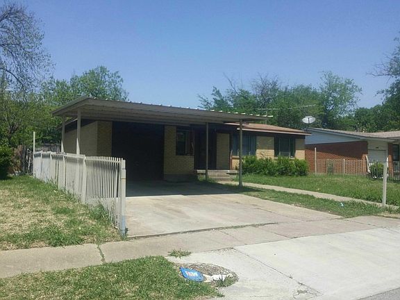 2nd image of 10915 Park Oak Cir