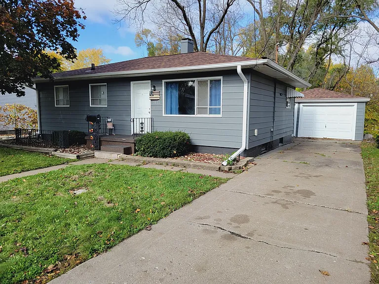 3032 Oak Street Ct — Photo 9