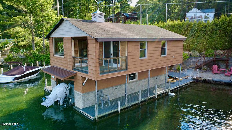 5th image of 7955 Lakeshore Drive