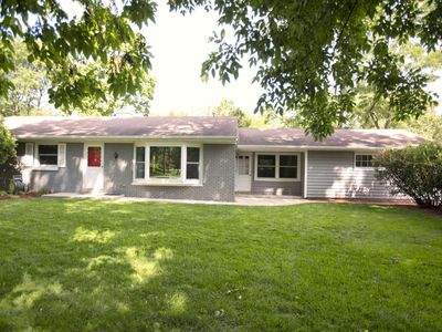 11800 Timberline LANE, Hales Corners, WI, 53130