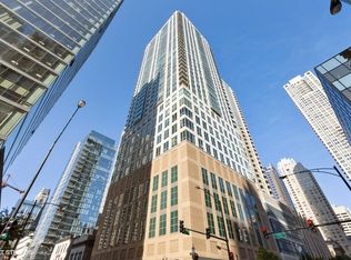 2 E Erie St APT 2610, Chicago, IL 60611