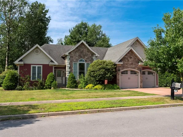 715 Settlers Pass, Utica, NY 13502