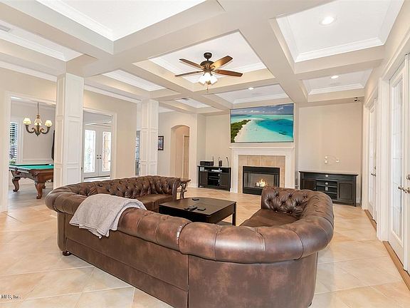 5th image of 13822 Saxon Lake Dr