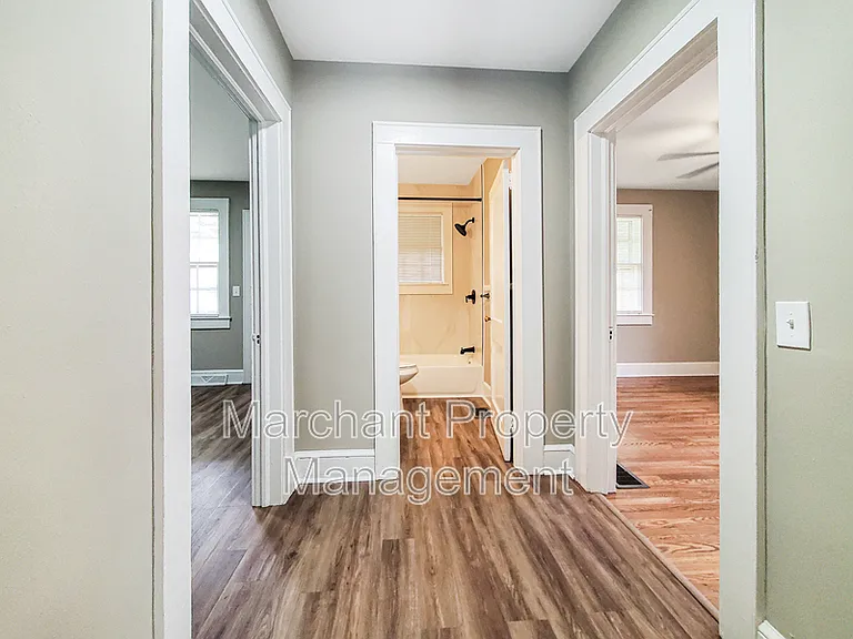 11B Harrington Ave — Photo 7