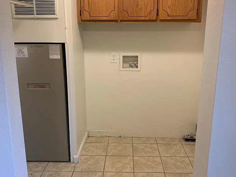 705 Maple St #A — Photo 9