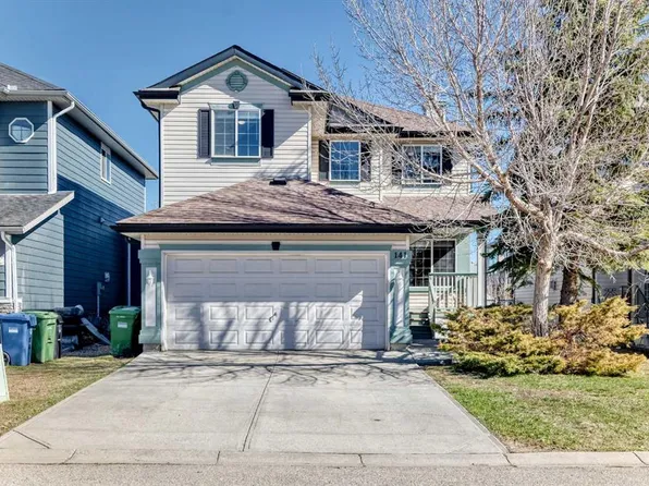 141 S Somerglen Way SW, Calgary, AB T2Y 4B2