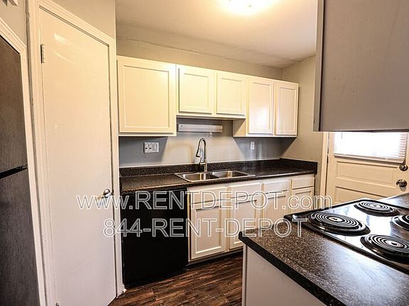 5th image of 2801 Ravenswood Dr