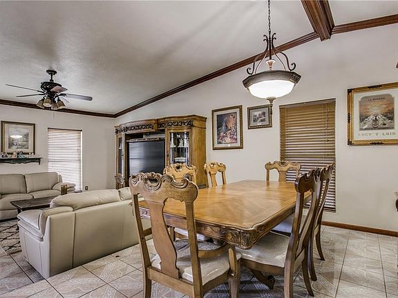 5th image of 3610 Chamberland Dr