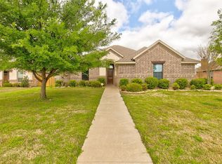 1604 Hawthorne St, Cleburne, TX 76033