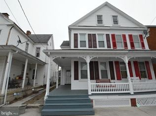 128 E Hanover St, Hanover, PA 17331