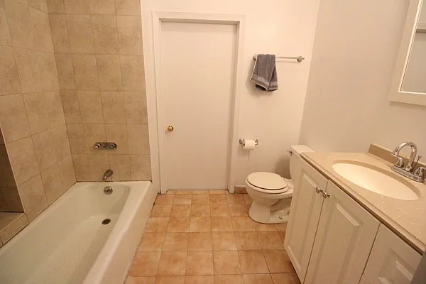 Rented by Luxor Homes & Investment Realty | media 17