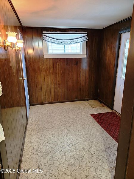 2nd image of 208 Sanders Avenue
