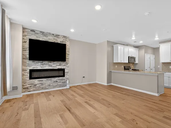 28 Leahy Dr, Wood Ridge, NJ 07075