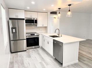 58 Normandy Ln #B, Delray Beach, FL 33484