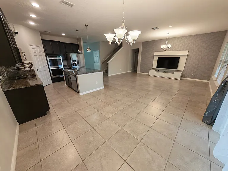 635 Marsh Reed Dr — Photo 9