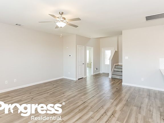 5th image of 1012 Wheatfield Ln