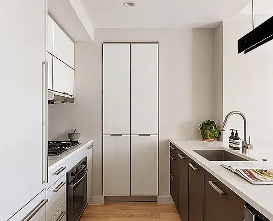 4th image of 22 N 6th St APT 4P