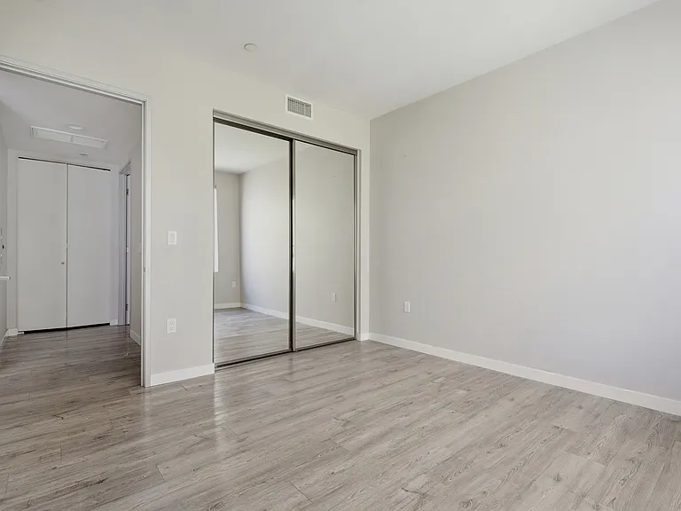 16300 Ventura Blvd #307 — Photo 7