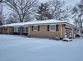 639 Virgil Ave, Elgin, IL 60120