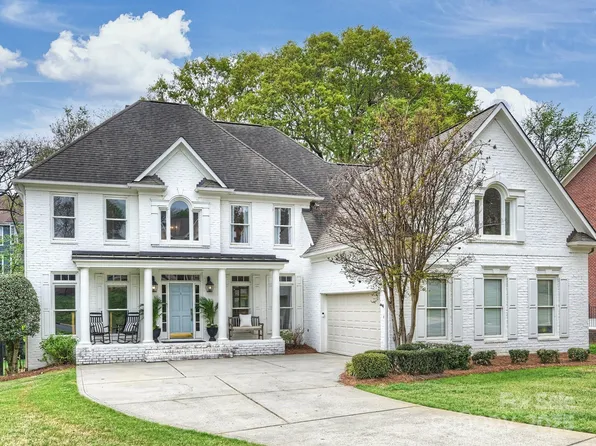 6225 Woodleigh Oaks Dr, Charlotte, NC 28226