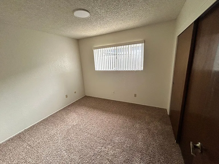 5111-5339 Basilica Dr — Photo 7