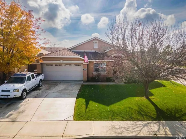9105 Cadbury Dr, Bakersfield, CA 93311