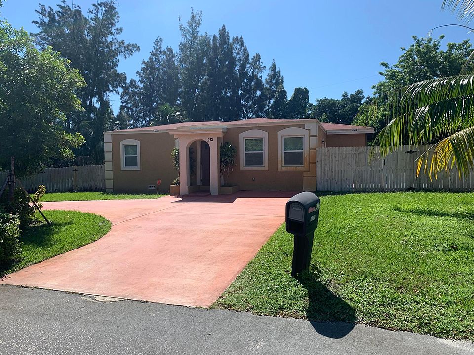 1st image of 212 NW 6th Avenue