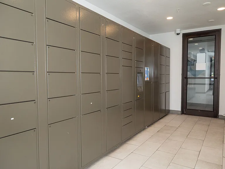 4001 Midtown — Photo 31