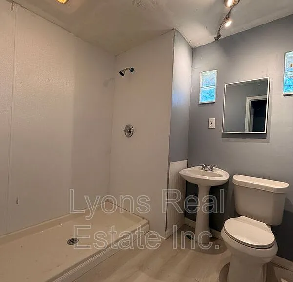 8406 Sevigny Dr — Photo 9