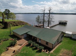 202 Tipperary Dr, Milam, TX 75959