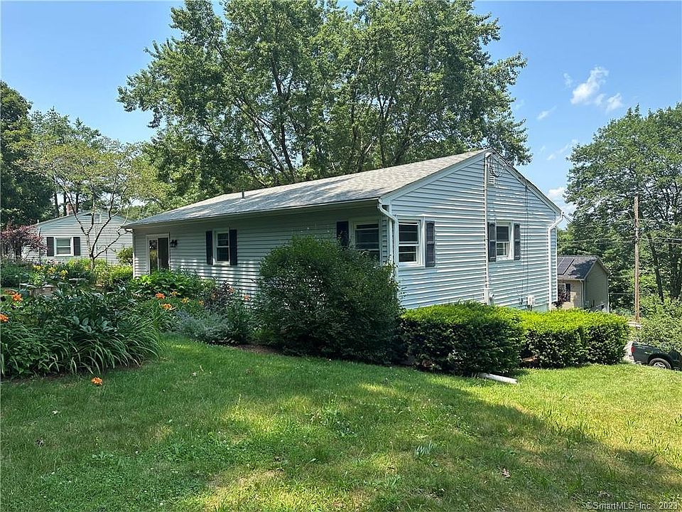 147 Manners Ave Willimantic, CT, 06226 Apartments for Rent Zillow