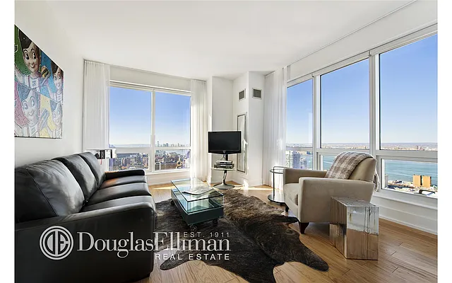 Rented by Douglas Elliman | media 62