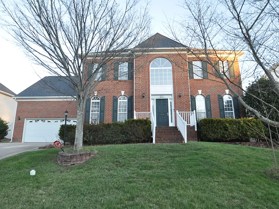 2105 Roland Glen Rd