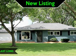 3025 McClain Dr, Cedar Falls, IA 50613