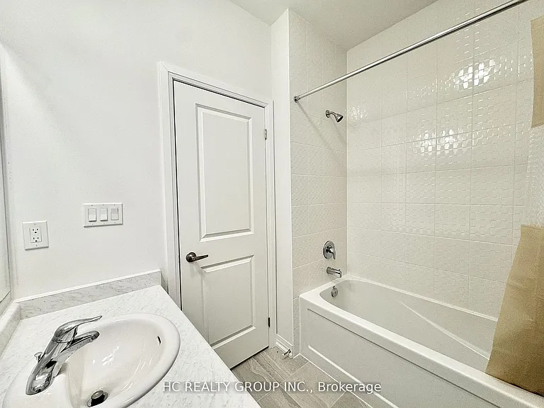 2978 Seagrass St — Photo 17