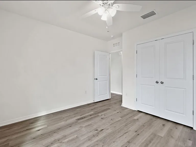 8107 Bilston Village Ln — Photo 16
