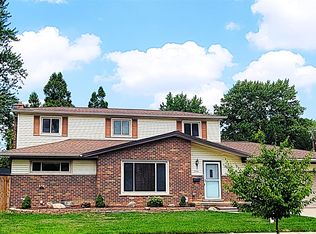 31784 Penn St, Livonia, MI 48150
