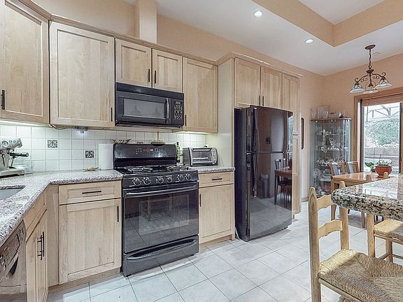 5th image of 6649 Alderton St