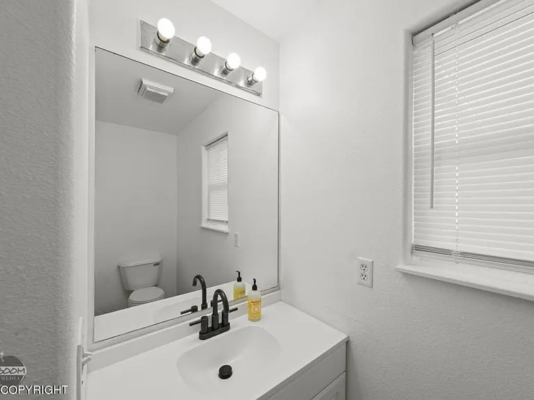 541 San Juan Cir #A — Photo 5